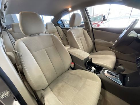 Used 2012 Nissan Altima 2.5 S w/ Special Edition Pkg image 17