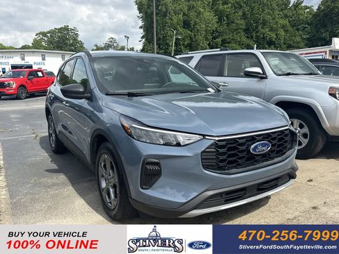 Used 2025 Ford Escape ST-Line FWD image 1