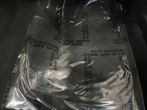 Used 2011 MAZDA MX-5 Miata Sport image 27