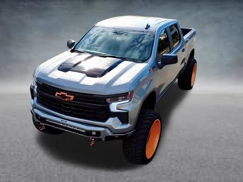 Used 2025 Chevrolet Silverado 1500 LT Trail Boss AWD/4WD image 36