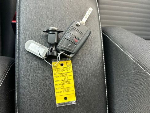 Used 2025 Volkswagen Jetta S image 51