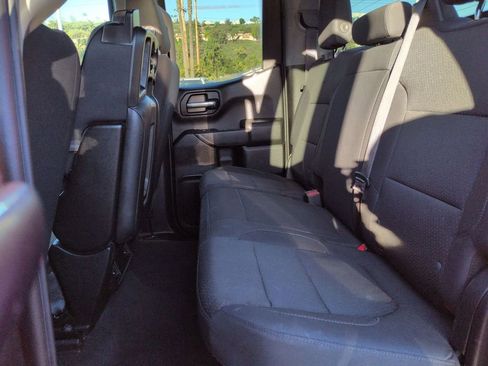 Used 2020 Chevrolet Silverado 1500 Custom Trail Boss w/ Custom Convenience Package image 17