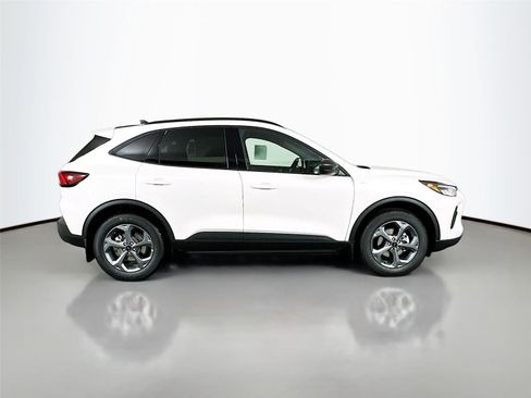 New 2026 Ford Escape ST-Line w/ Tech Pack #1 image 8