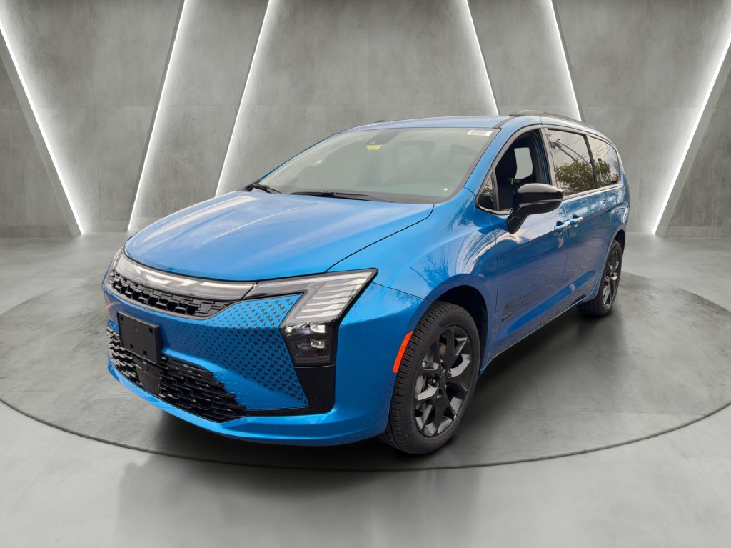 New 2027 Chrysler Pacifica Select AWD/4WD image 3