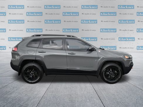 Used 2019 Jeep Cherokee Trailhawk w/ Comfort/Convenience Group AWD/4WD image 4