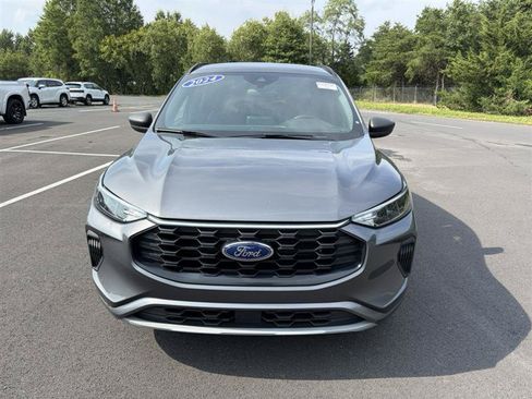 Used 2024 Ford Escape ST-Line FWD image 2