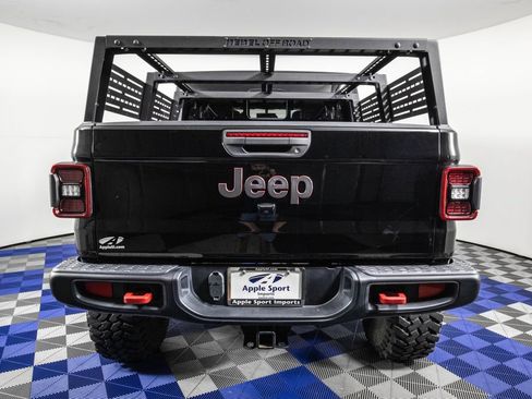 Used 2021 Jeep Gladiator Rubicon AWD/4WD image 6