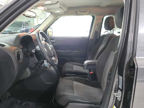 Used 2017 Jeep Patriot Sport w/ Power Value Group AWD/4WD image 20