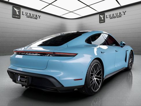 Used 2020 Porsche Taycan 4S w/ Performance Package AWD/4WD image 8
