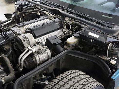 Used 1992 Chevrolet Corvette Coupe image 23