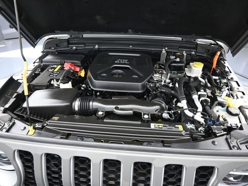 Used 2021 Jeep Wrangler Unlimited Sahara w/ Cold Weather Group image 49