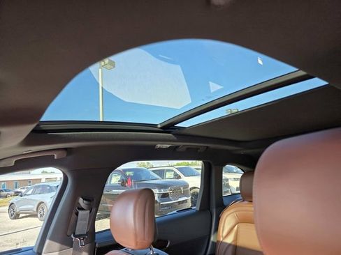 New 2026 Lincoln Nautilus Reserve w/ Jet Appearance Package image 9