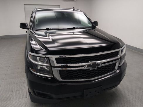 Used 2016 Chevrolet Suburban LS RWD image 14