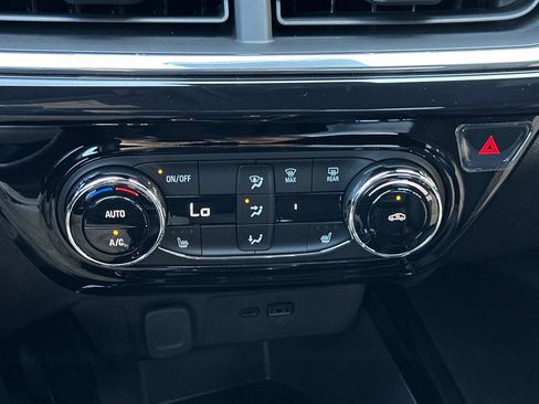 New 2026 Chevrolet Trax RS w/ Driver Confidence Package FWD image 20