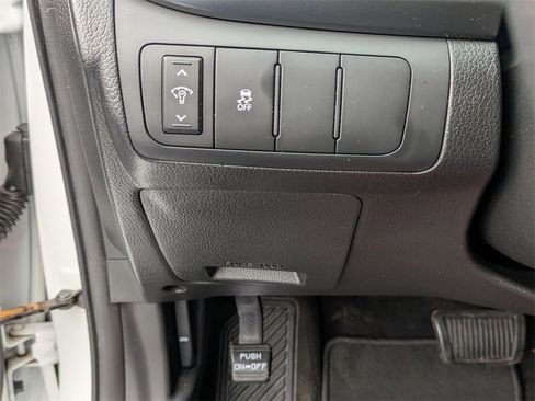 Used 2015 Kia Optima LX w/ LX Convenience Package image 19