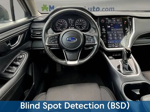 Used 2024 Subaru Outback Premium AWD/4WD image 11