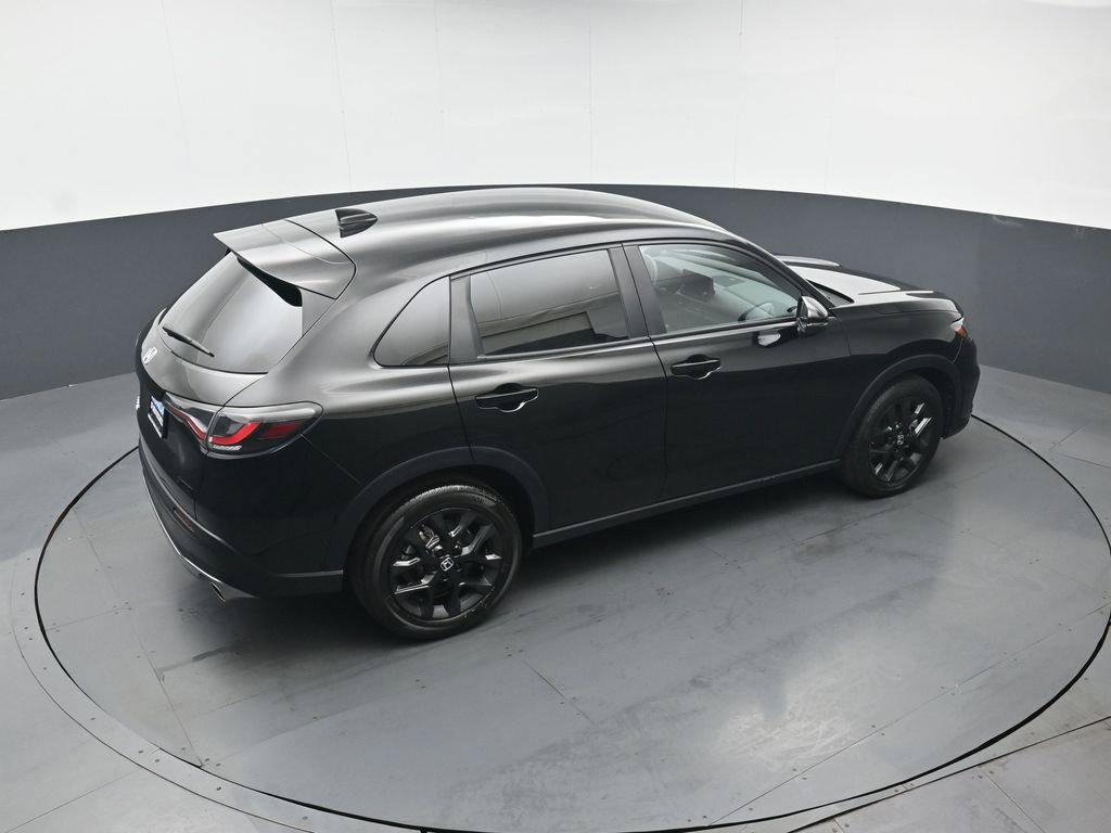 Used 2025 Honda HR-V Sport image 39