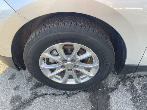 Used 2021 Chevrolet Equinox LT image 8