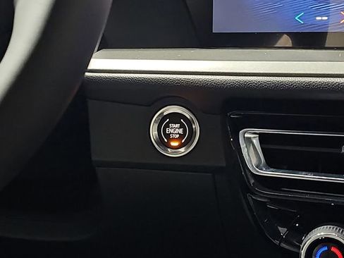 New 2026 Chevrolet Traverse LT w/ Driver Confidence Package image 16