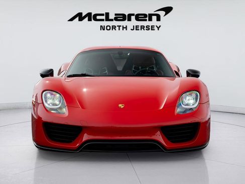 Used 2015 Porsche 918 Spyder image 3