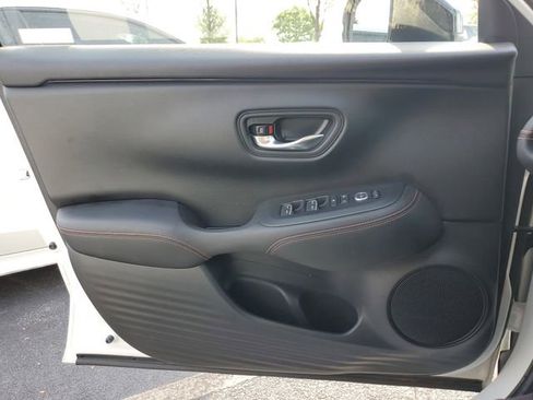 Certified 2024 Honda HR-V Sport image 29