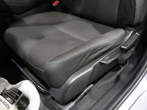 Used 2018 Honda HR-V EX image 12