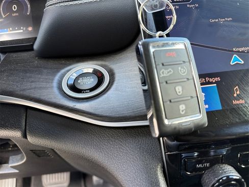 Certified 2021 Jeep Grand Cherokee L Limited image 31