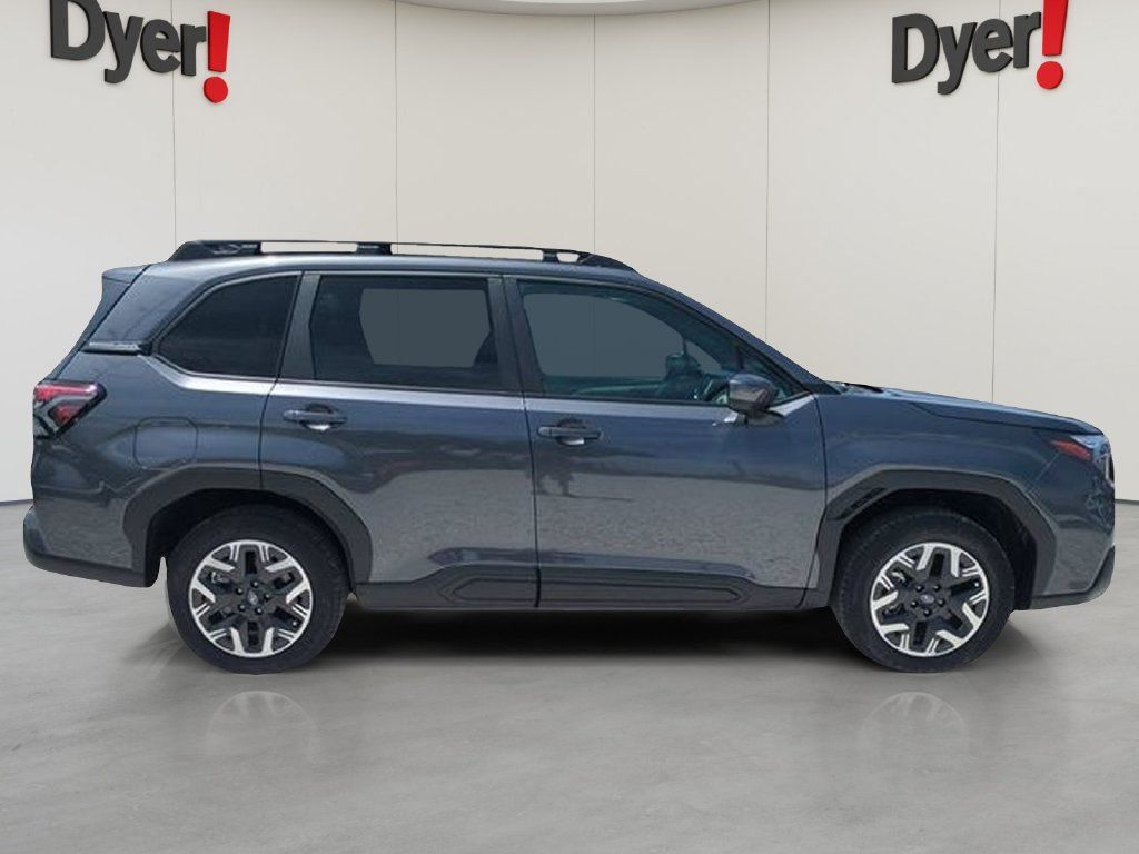 Used 2026 Subaru Forester Premium AWD/4WD image 2