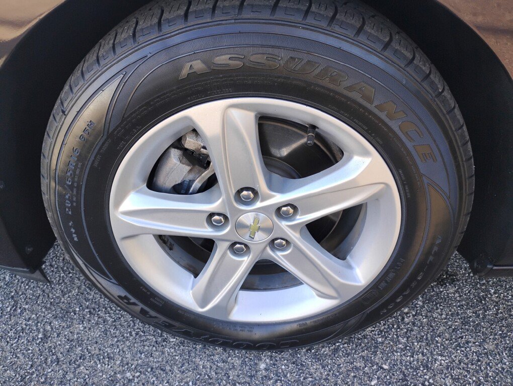 Used 2020 Chevrolet Malibu LS FWD image 24
