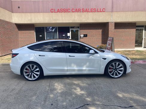 Used 2018 Tesla Model 3 Long Range AWD/4WD image 8