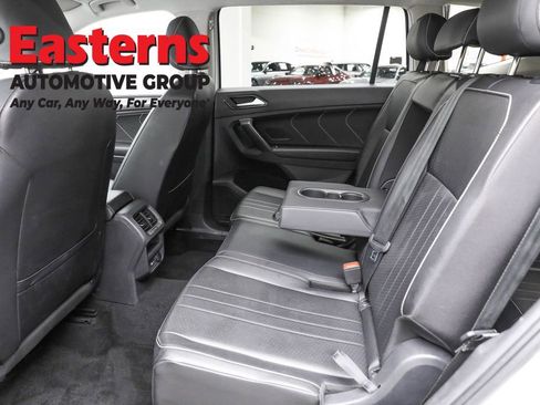 Used 2023 Volkswagen Tiguan SE image 21