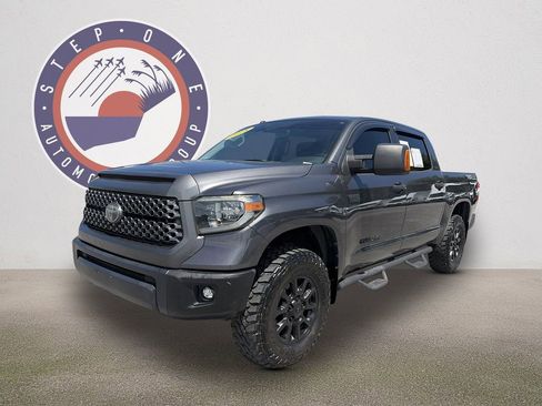 Used 2018 Toyota Tundra SR5 w/ TRD Off Road Package AWD/4WD image 2