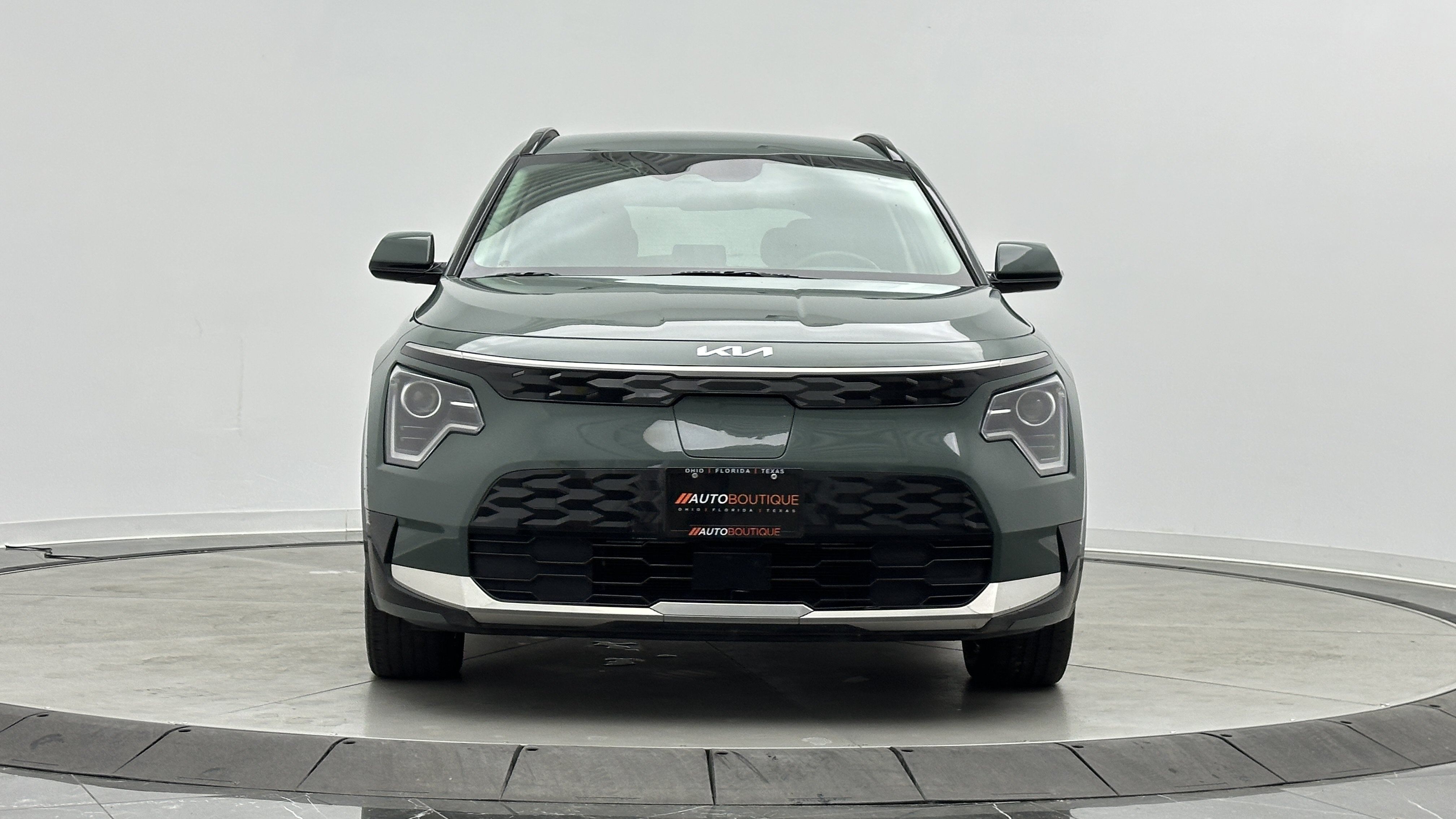 Used 2024 Kia Niro Wind FWD image 2