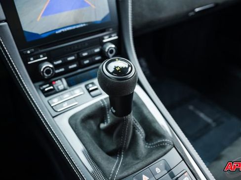 Used 2022 Porsche 718 Cayman GT4 image 13