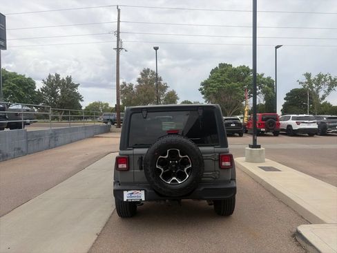 Used 2021 Jeep Wrangler Sport AWD/4WD image 6