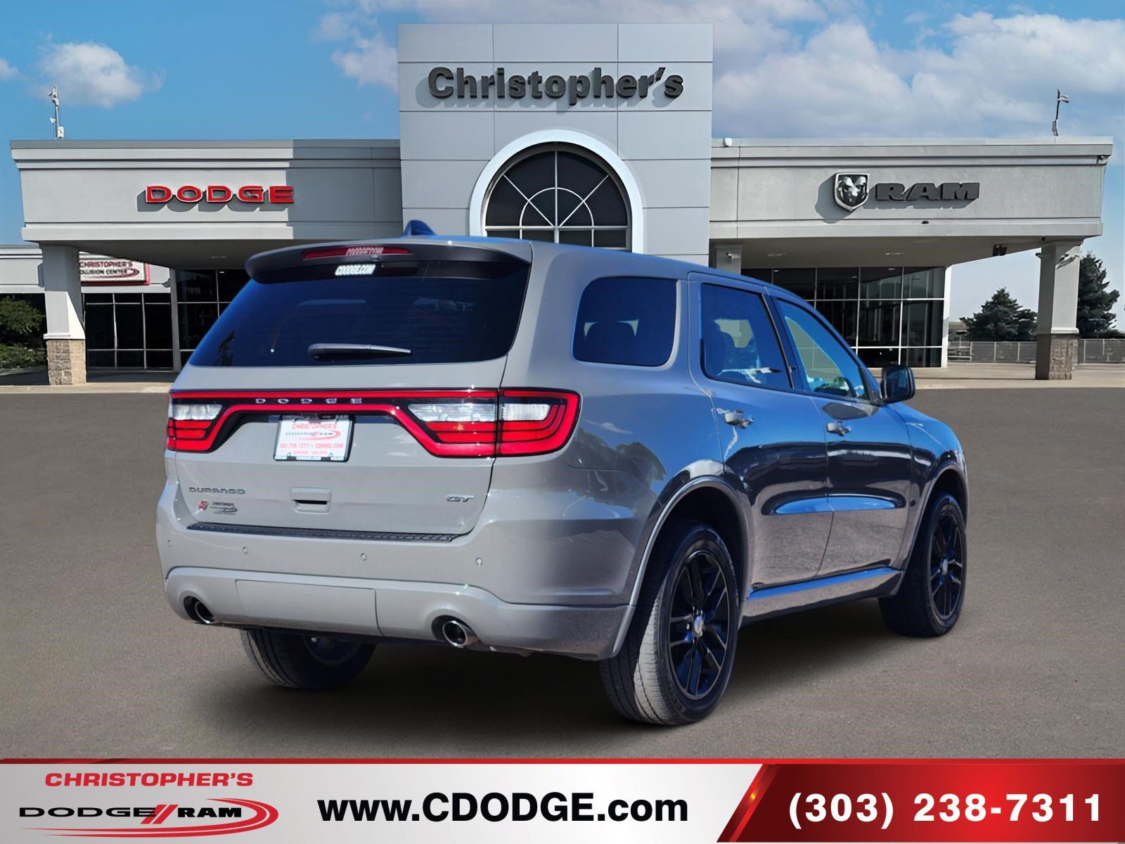 Used 2025 Dodge Durango GT AWD/4WD image 3