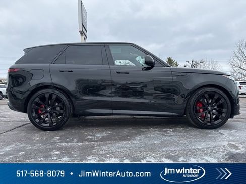 Used 2024 Land Rover Range Rover Sport Dynamic SE image 17