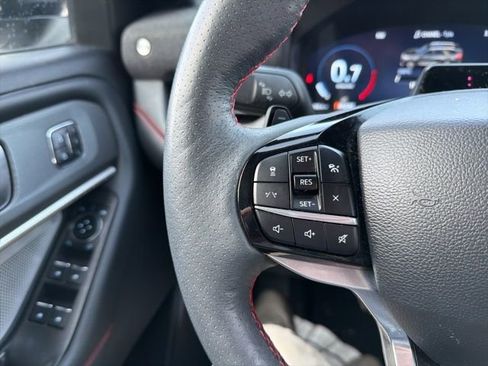 Used 2025 Ford Explorer ST image 47
