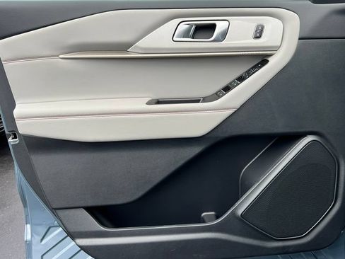 New 2026 Ford Explorer Active w/ Active Comfort Package AWD/4WD image 17