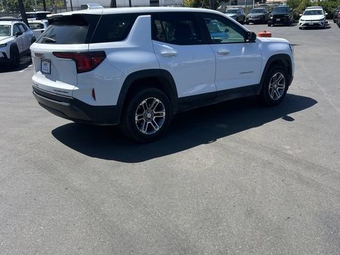 Used 2025 GMC Terrain Elevation AWD/4WD image 6