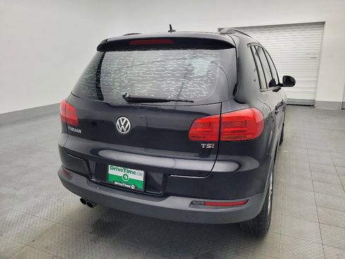 Used 2016 Volkswagen Tiguan S image 7