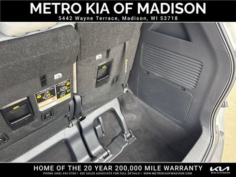 Used 2025 Toyota Sienna XLE AWD/4WD image 44