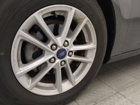 Used 2016 Ford Focus SE FWD image 31
