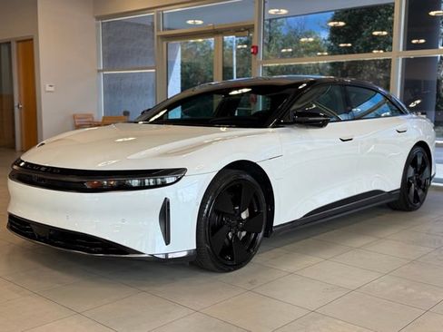 Used 2024 Lucid Air Touring AWD/4WD image 4