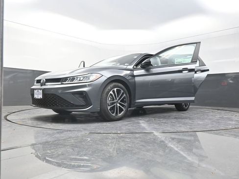 New 2026 Volkswagen Jetta Sport FWD image 31