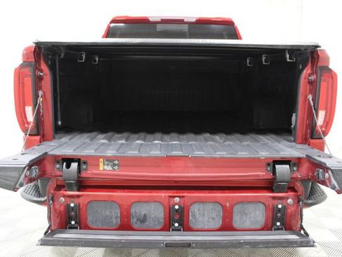 Used 2022 GMC Sierra 1500 Denali w/ Driver Alert Package II AWD/4WD image 14