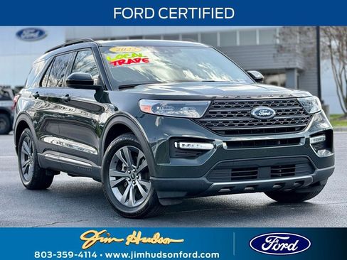 Used 2022 Ford Explorer XLT w/ Equipment Group 202A image 1