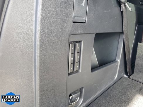 Used 2023 Ford Expedition Limited image 9