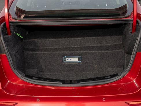 Used 2020 Ford Fusion Energi Titanium image 5