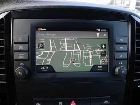 Used 2022 Mercedes-Benz Metris Passenger image 6